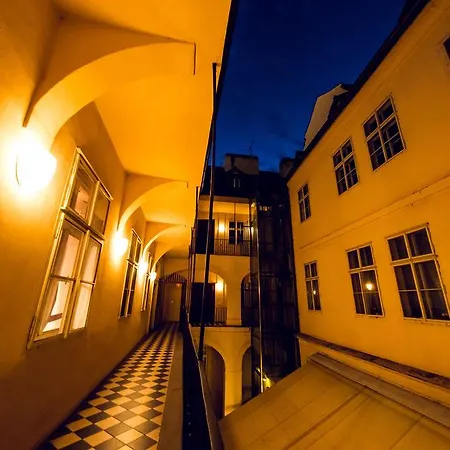 Hotel Little Town Budget Prag