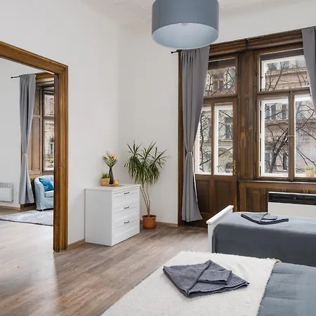 Apartment Airstay Gallery Vinohrady *