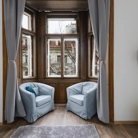 Apartment Airstay Gallery Vinohrady