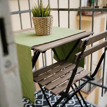 Apartment Airstay Gallery Vinohrady *