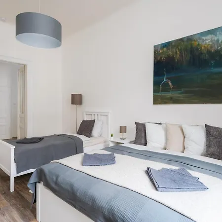 Apartment Airstay Gallery Vinohrady Prague