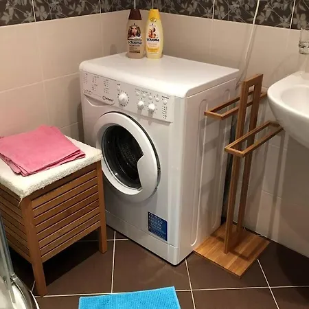 Modern - Airport 8mins Apartment Prague