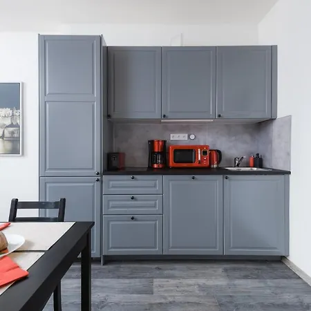 Apartment Airstay Gallery Vinohrady *