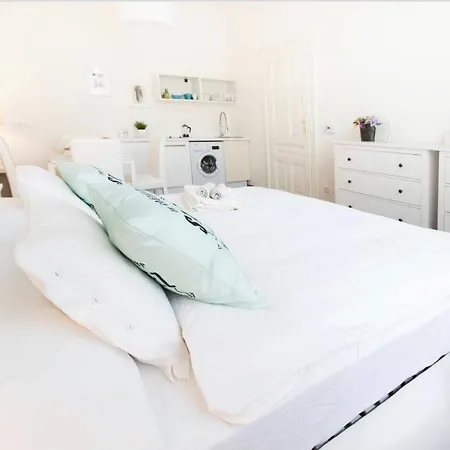 Apartment Romantic Petra - Free Parking Friday-sunday *