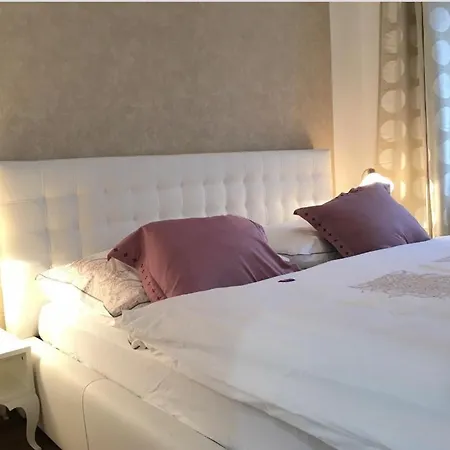 Romantic Petra - Free Parking Friday-sunday Apartment Prague