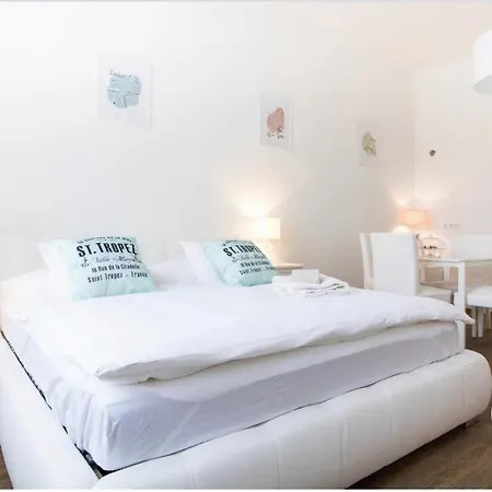Romantic Petra - Free Parking Friday-sunday Apartment Prague