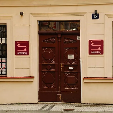 Safestay Prague Charles Bridge * Prague