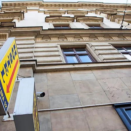 Hostel Sokolska Youth *