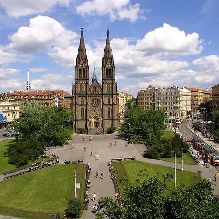 City Sazavska Апартаменты