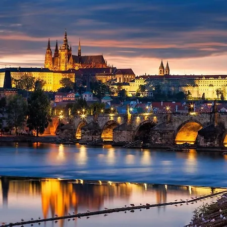 City Sazavska Апартаменты