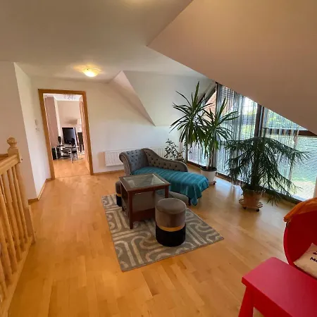 Berlin Villa Praag