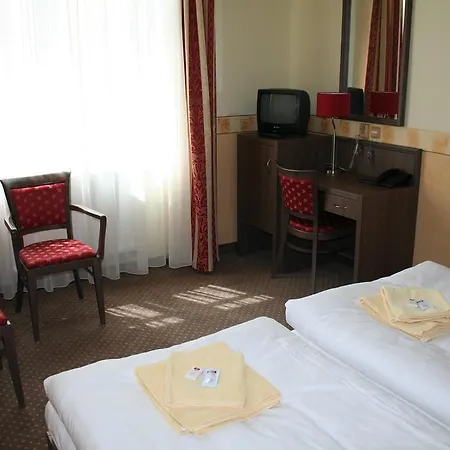 Hotel Ostruvek 3*