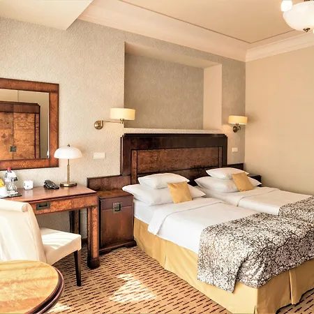 Hotel Majestic Plaza