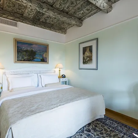 Golden Well Hotel Praga