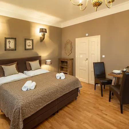 Apartament Old Town - Michalska 4*