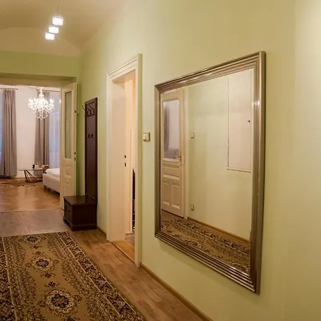 Apartament Helen Homestay Vaclavske Namesti *