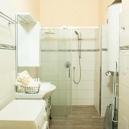 Helen Homestay Vaclavske Namesti Apartament