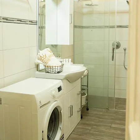 Helen Homestay Vaclavske Namesti Apartament Praga