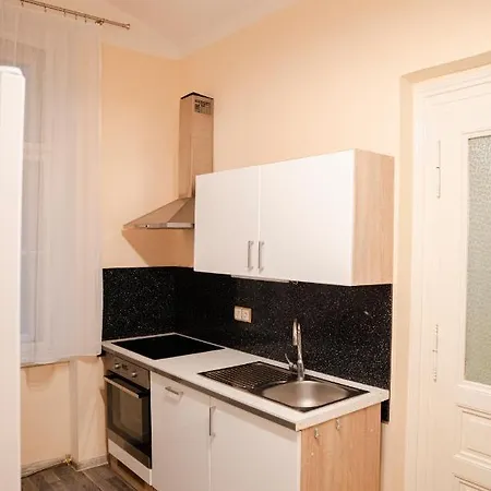 Helen Homestay Vaclavske Namesti *