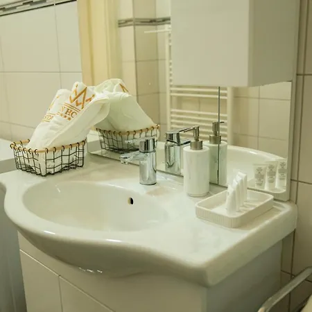Helen Homestay Vaclavske Namesti *