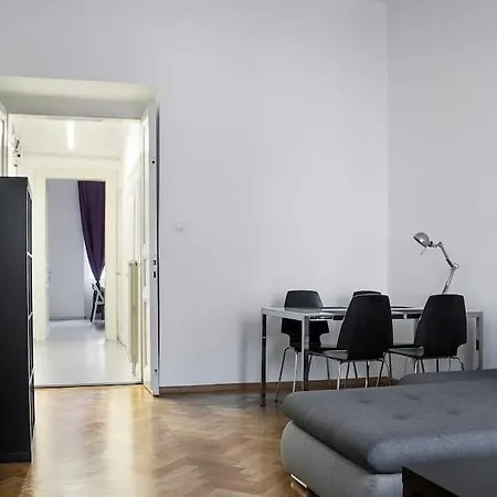 Matyas Apartment