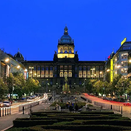 Helen Homestay Vaclavske Namesti *