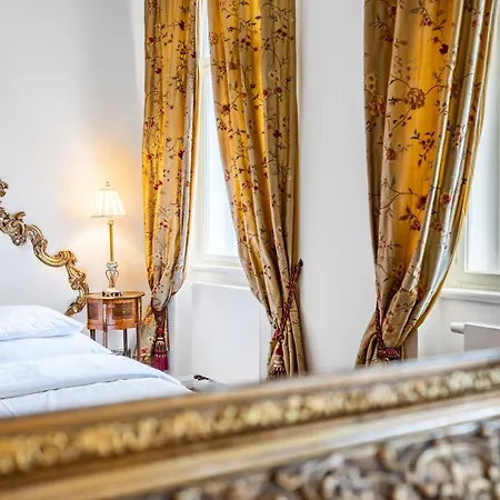 Malostranska Apart Otel