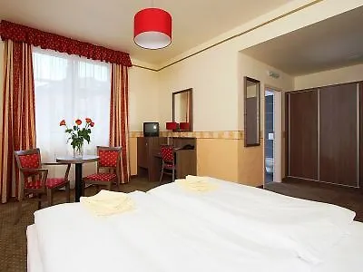 Ostruvek Hotel Prague