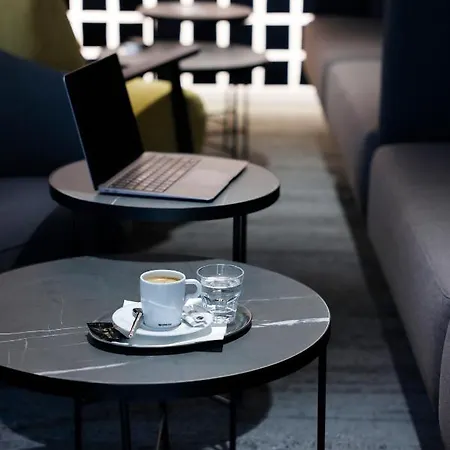 Three Crowns Hotel 3*