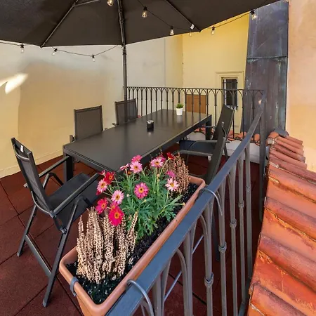 Old Town - Michalska Apartament 4*