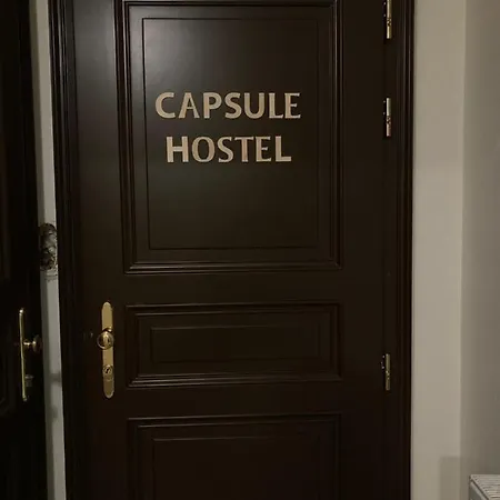 Hostel Capsule Zizkov Tower