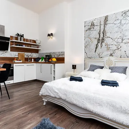 Apartment Emperors Elegance *