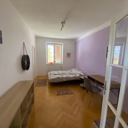 Malvazinky Apartment Prague