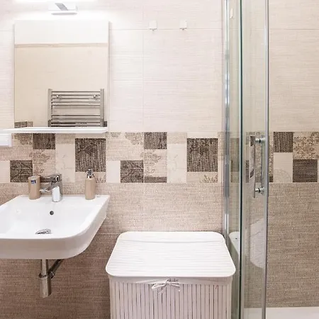 Apartment Dlazdena *
