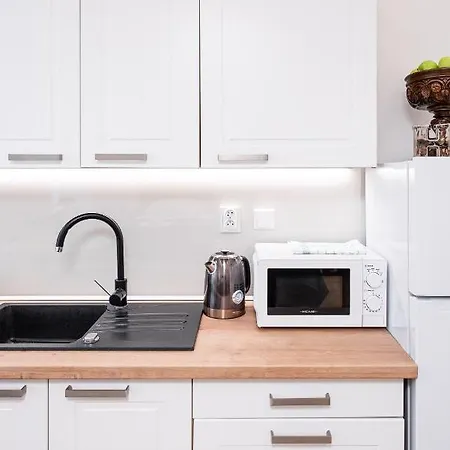 Dlazdena Apartment