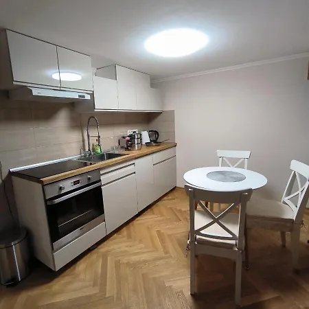 Lubert S.r.o Apartman
