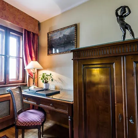 Golden Well Hotel 5*