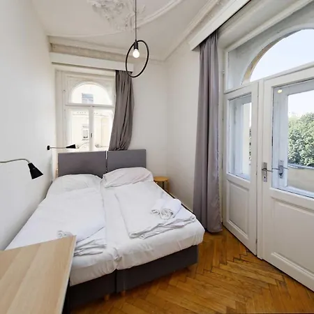 Jiriho Z Podebrad Appartement *