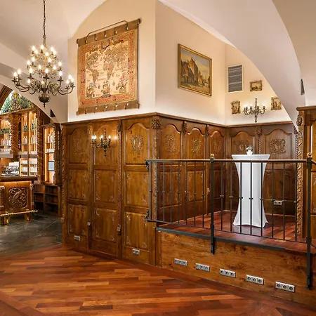 Iron Gate & By Bhg Hotel Prague