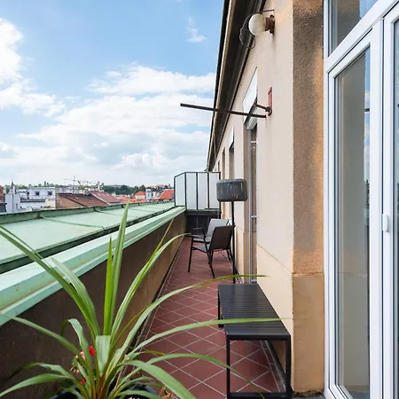 Luxury With A Balcony And A Terrace アパート *