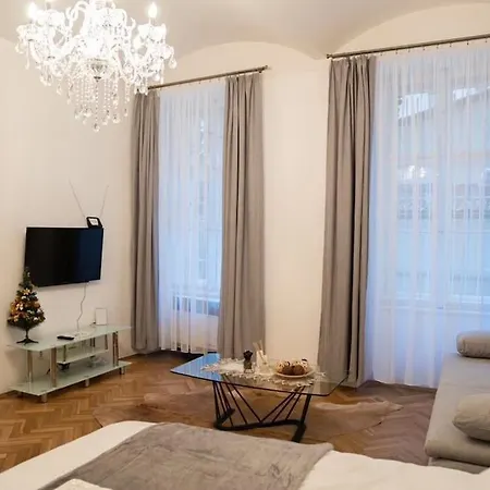 Cozy Flat By Wenceslas Square! Apartament