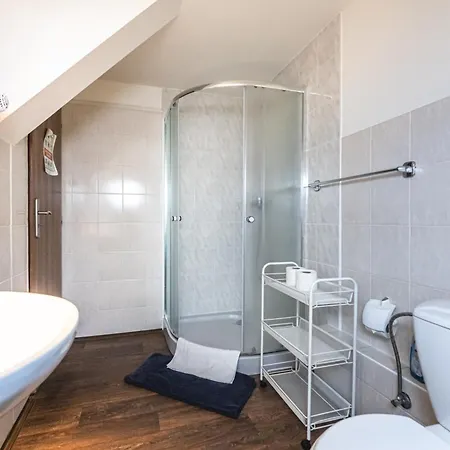 Kamenicka 23 * Prague