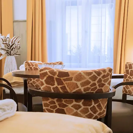Bed & Breakfast Old House 3*