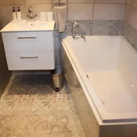 Apartment Lenka's Cozy Red + Lenka's Cozy Gold Prague