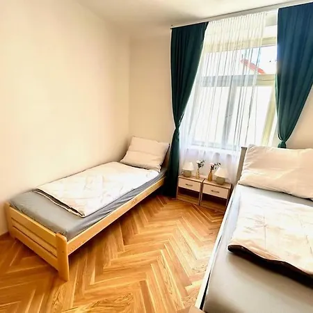 Newapt Next To Wenceslas Square *