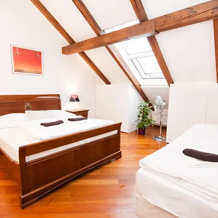 Luxury Loft Apartment Prague