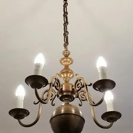 Old House Bed & Breakfast