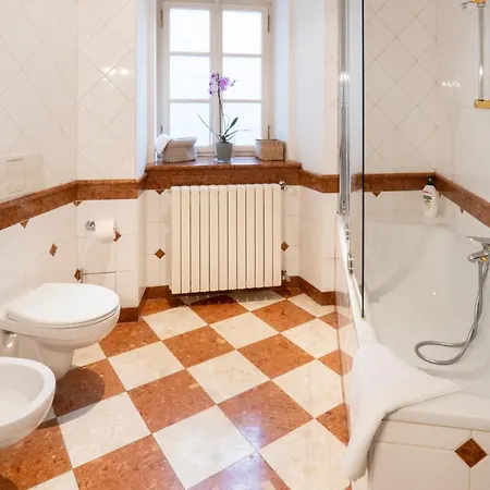 Apartment Historic Center Prag