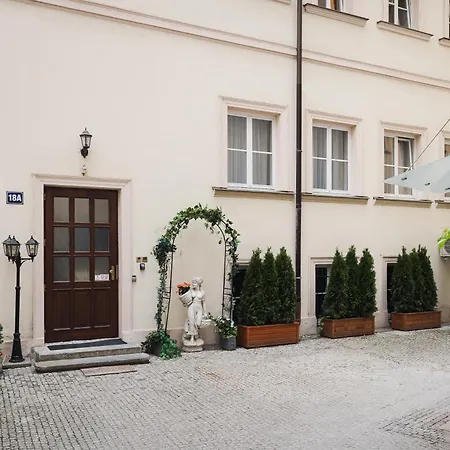 招待所 Old Town Liliova Garden
