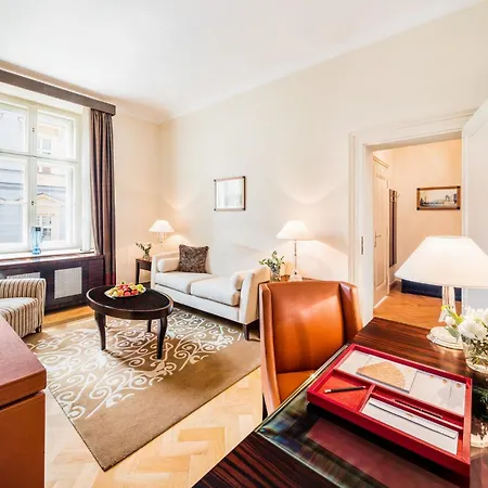 Mandarin Oriental, Hotell 5*
